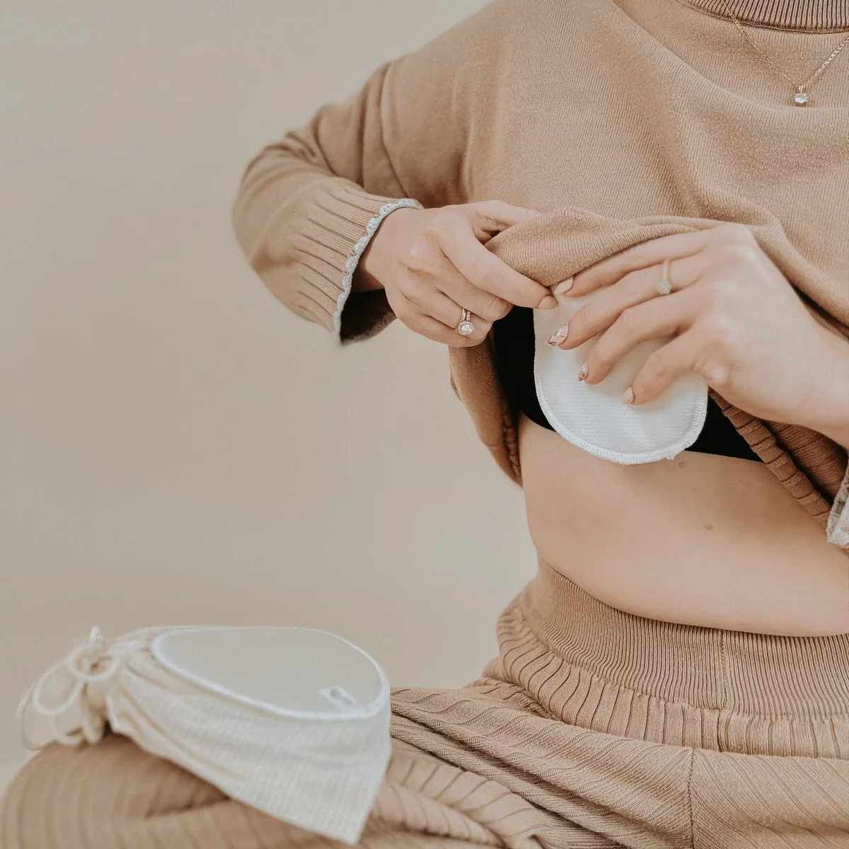 Reusable Mimi® Nursing Pads (4 Pairs) - Image 8
