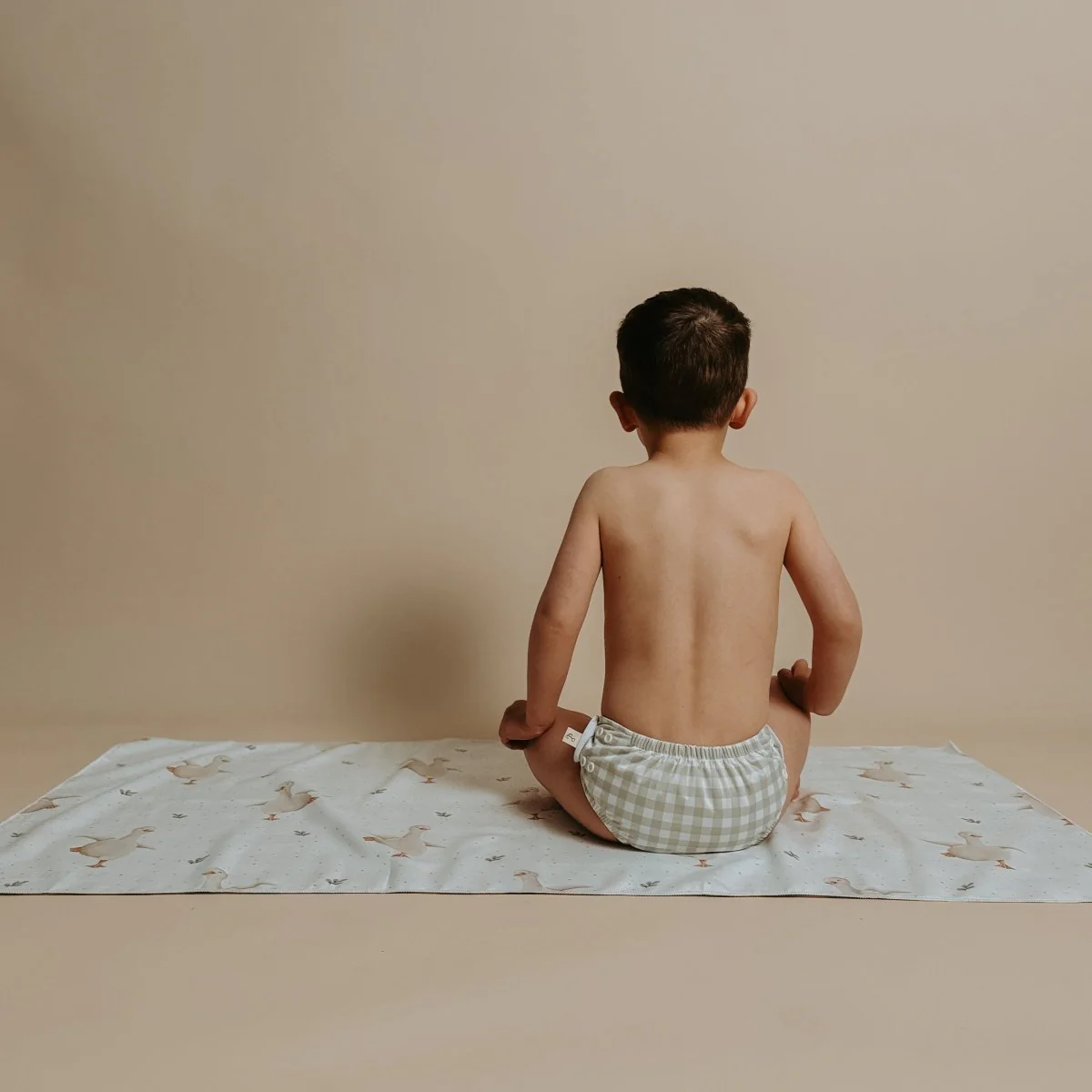 Sand-Free Quick-Dry Toddler Towel - Image 9