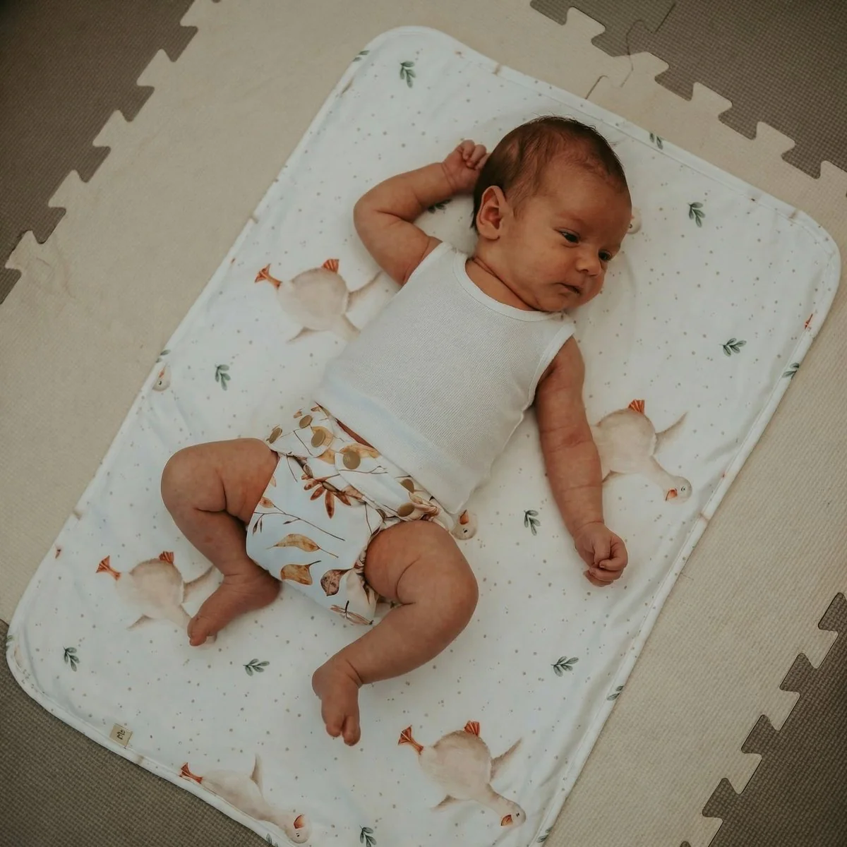 Travel Change Mat | Goose - Image 7